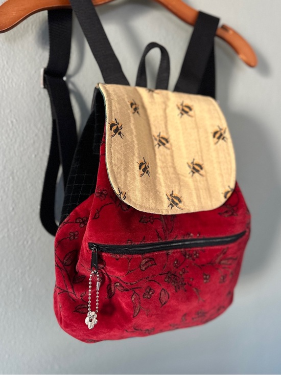Nordic Design Handbags - Nordic House Designs Red Velvet Bumblebee Backpack Bag